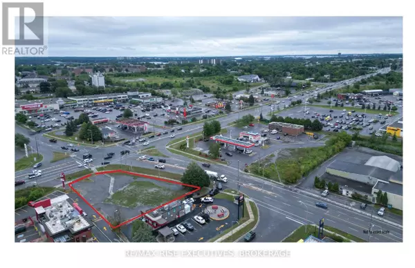 45 DALTON AVENUE, Kingston (east Of Sir John A. Blvd), ON K7K6C2