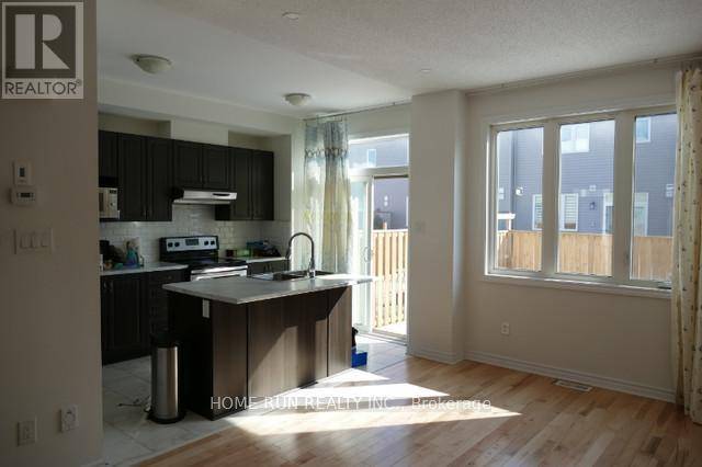 Ottawa, ON K2C3H2,623 LAURALEAF CRESCENT