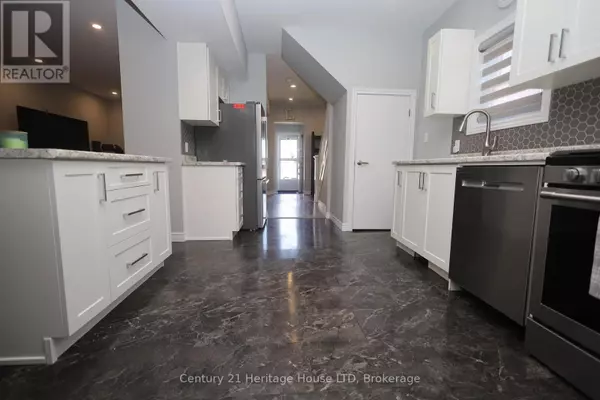 Fort Erie (central), ON L2A2K7,264 HENRIETTA STREET