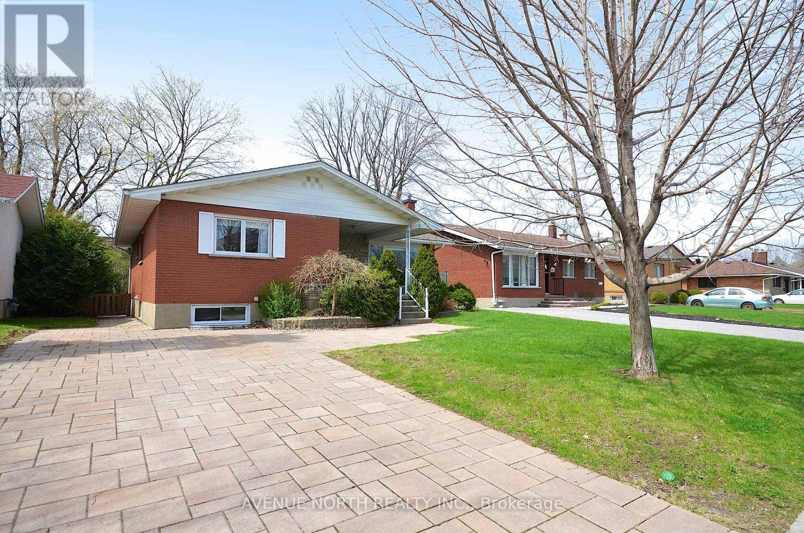 Ottawa, ON K1K2S6,866 CLAUDE STREET