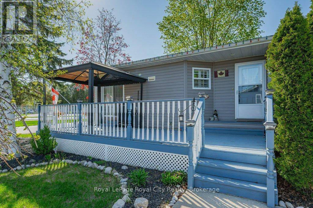 Puslinch, ON N0B2J0,40 BULLFROG DRIVE