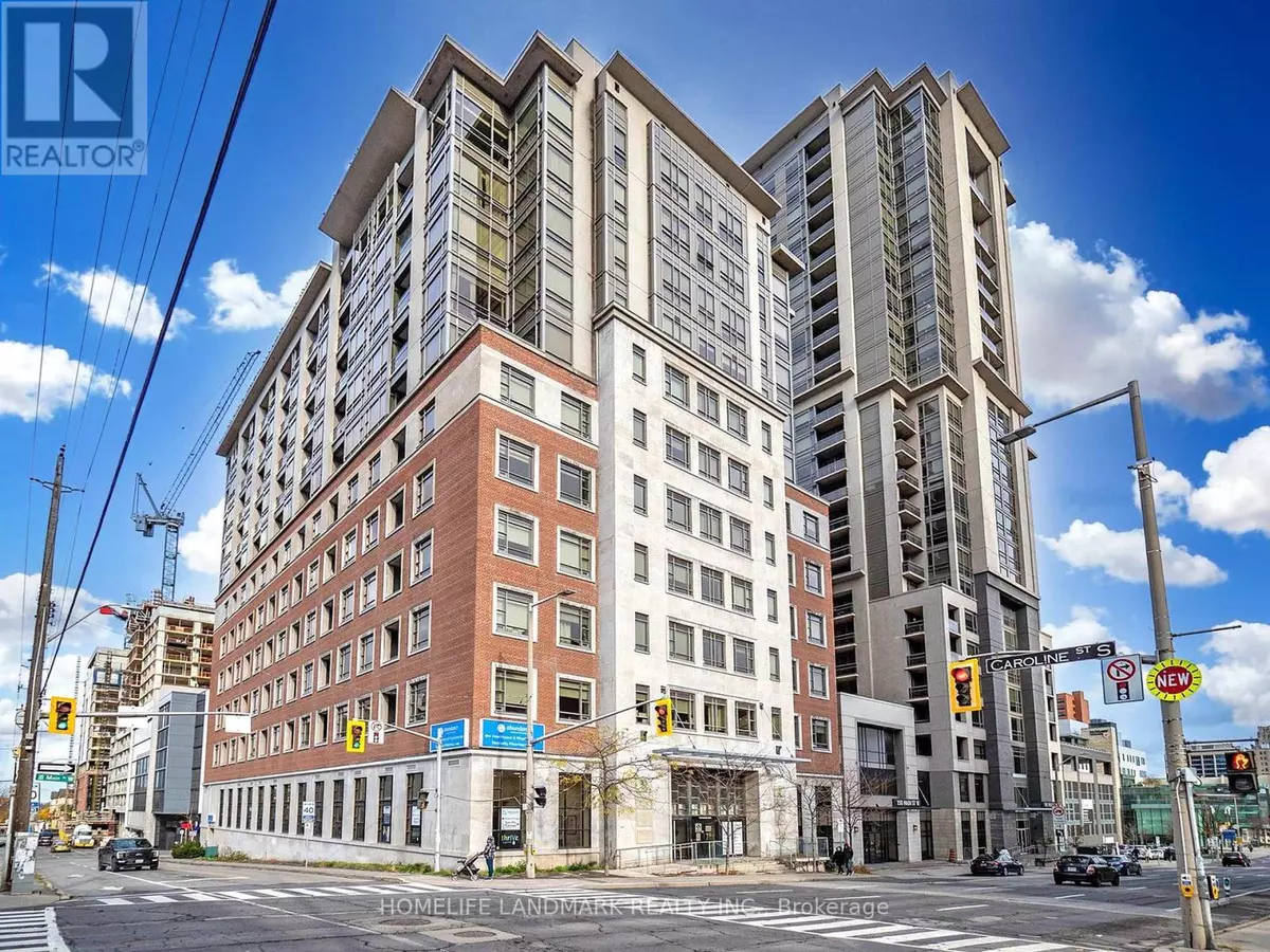 Hamilton (central), ON L8P1H8,150 Main ST West #613