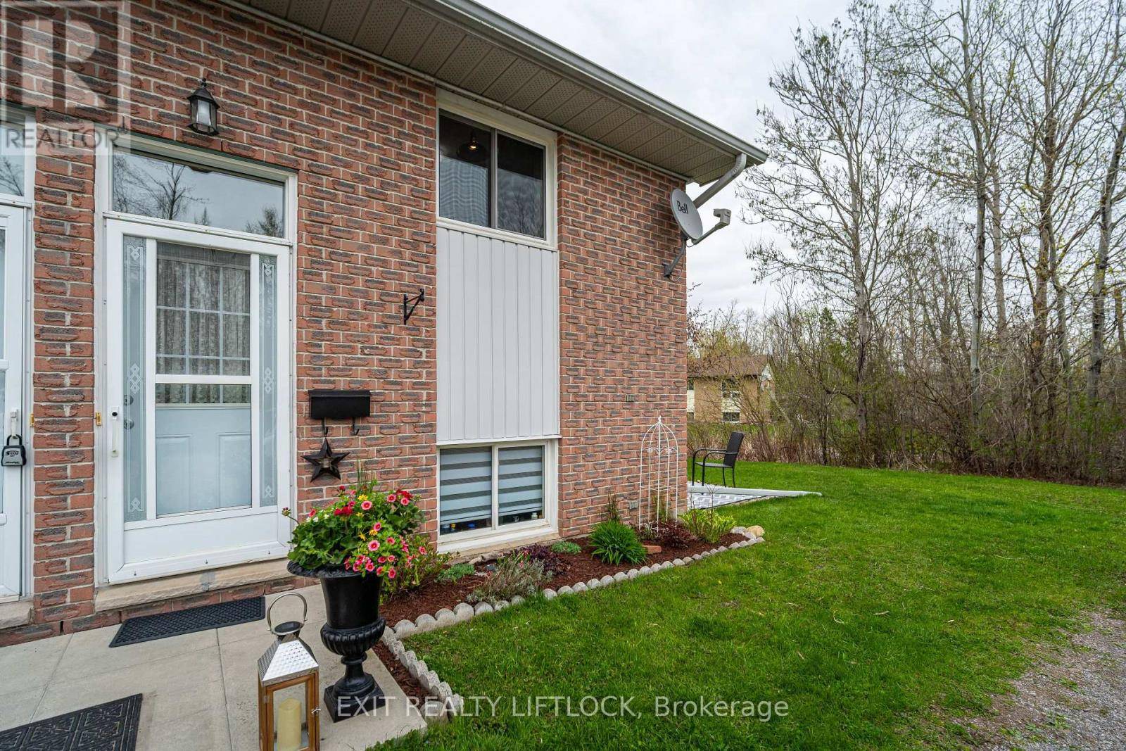 107 Rita CRES #D, Kawartha Lakes (omemee), ON K0L2W0