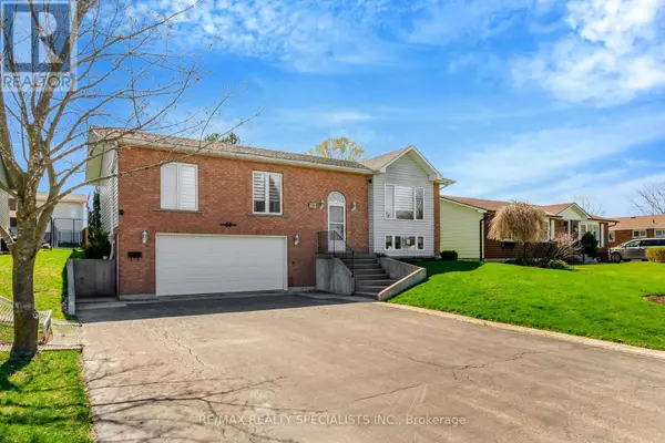 North Huron (wingham), ON N0G2W0,174 CHARLES STREET