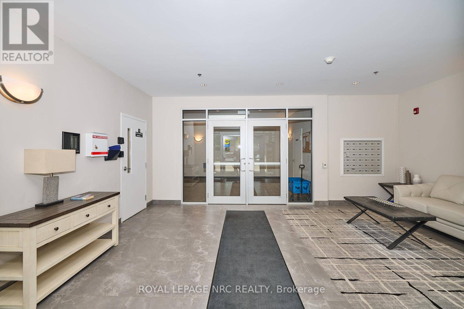Welland (west Welland), ON L3C0H7,529 SOUTH PELHAM RD #211
