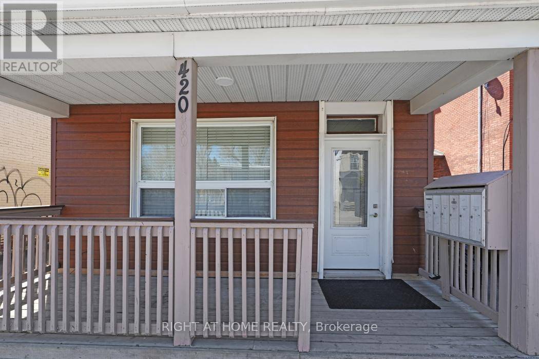 Ottawa, ON K1R6J6,420 BRONSON AVENUE