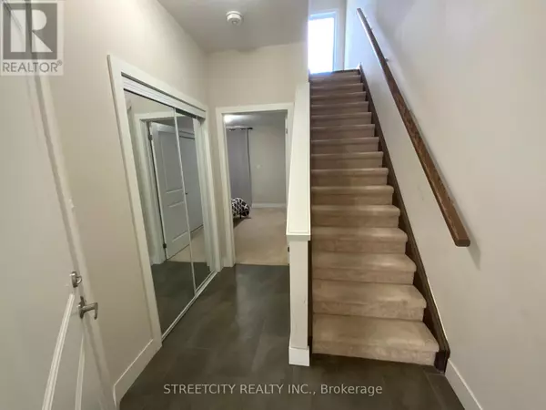 London North (north E), ON N6G0T8,1960 Dalmagarry RD #164