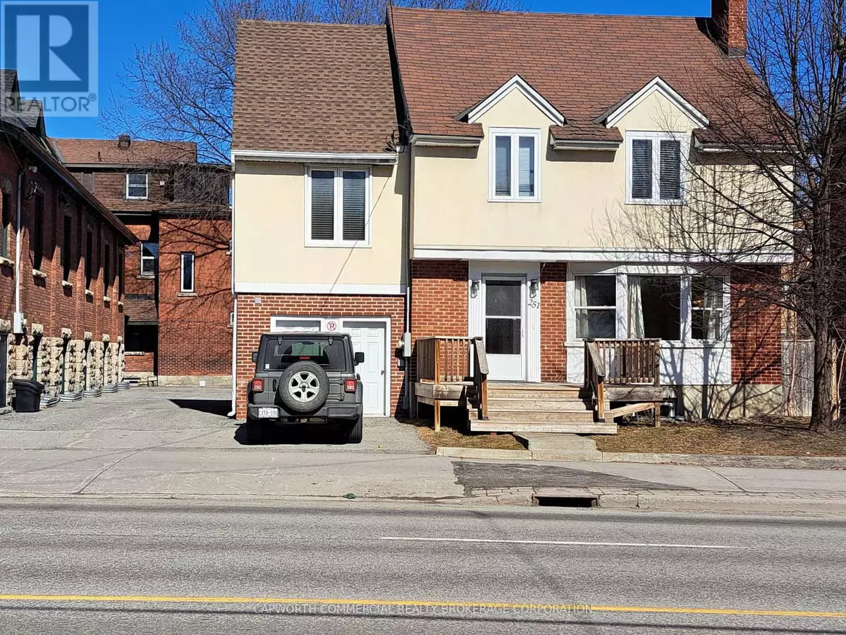 Ottawa, ON K1R6H6,251 BRONSON AVENUE