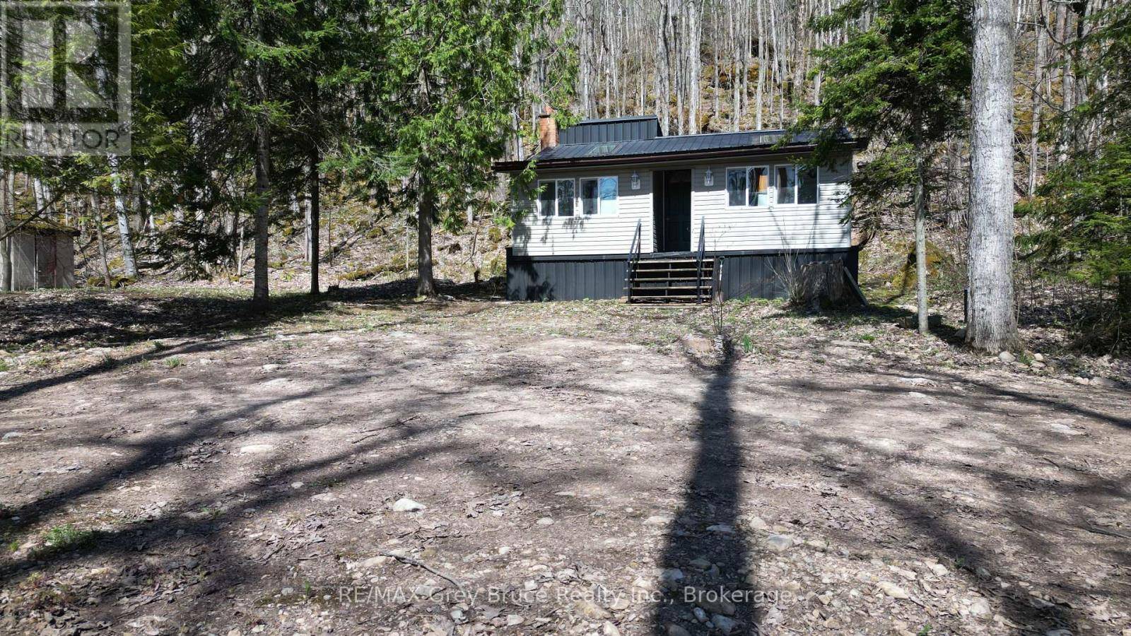 13 4TH AVENUE, South Bruce Peninsula, ON N0H2T0