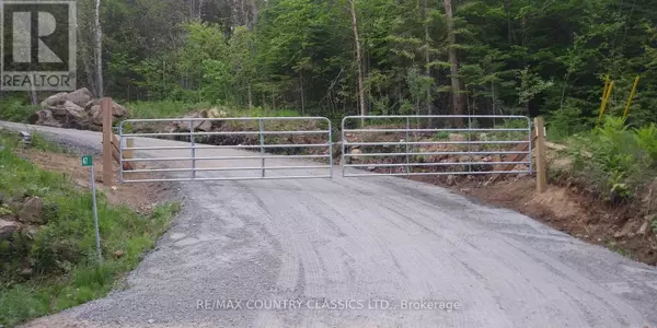 47 ARBOR VITAE ROAD E, Madawaska Valley, ON K0J1B0