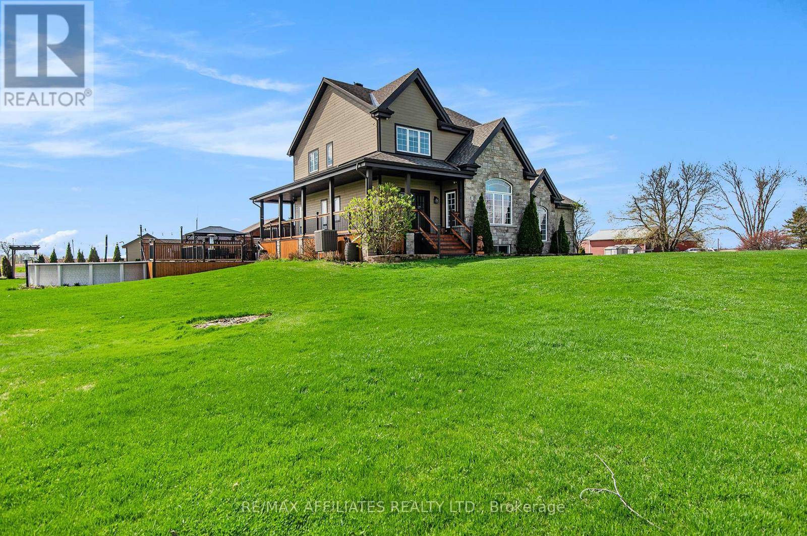 North Dundas, ON K4R1E5,9896 MARIONVILLE ROAD