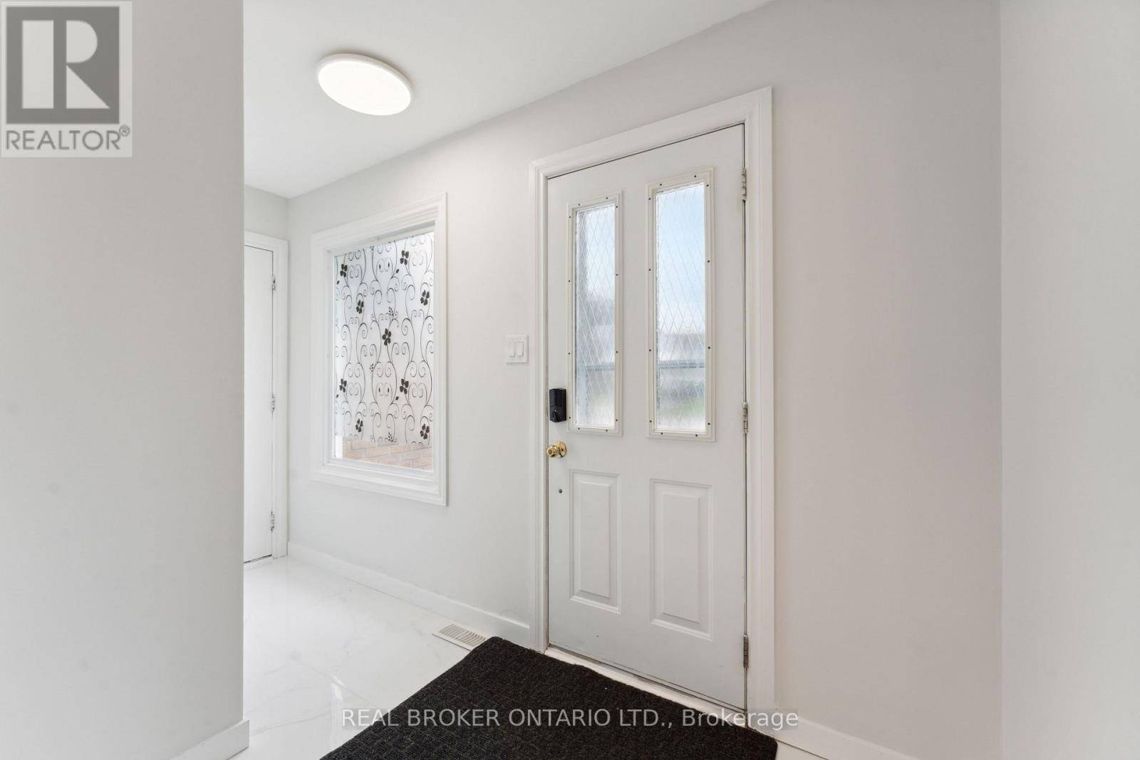 Ottawa, ON K2H8S7,125 PRIAM WAY