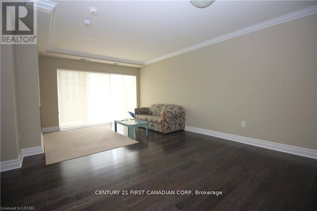 London East (east F), ON N6A2S6,505 Talbot ST #1005