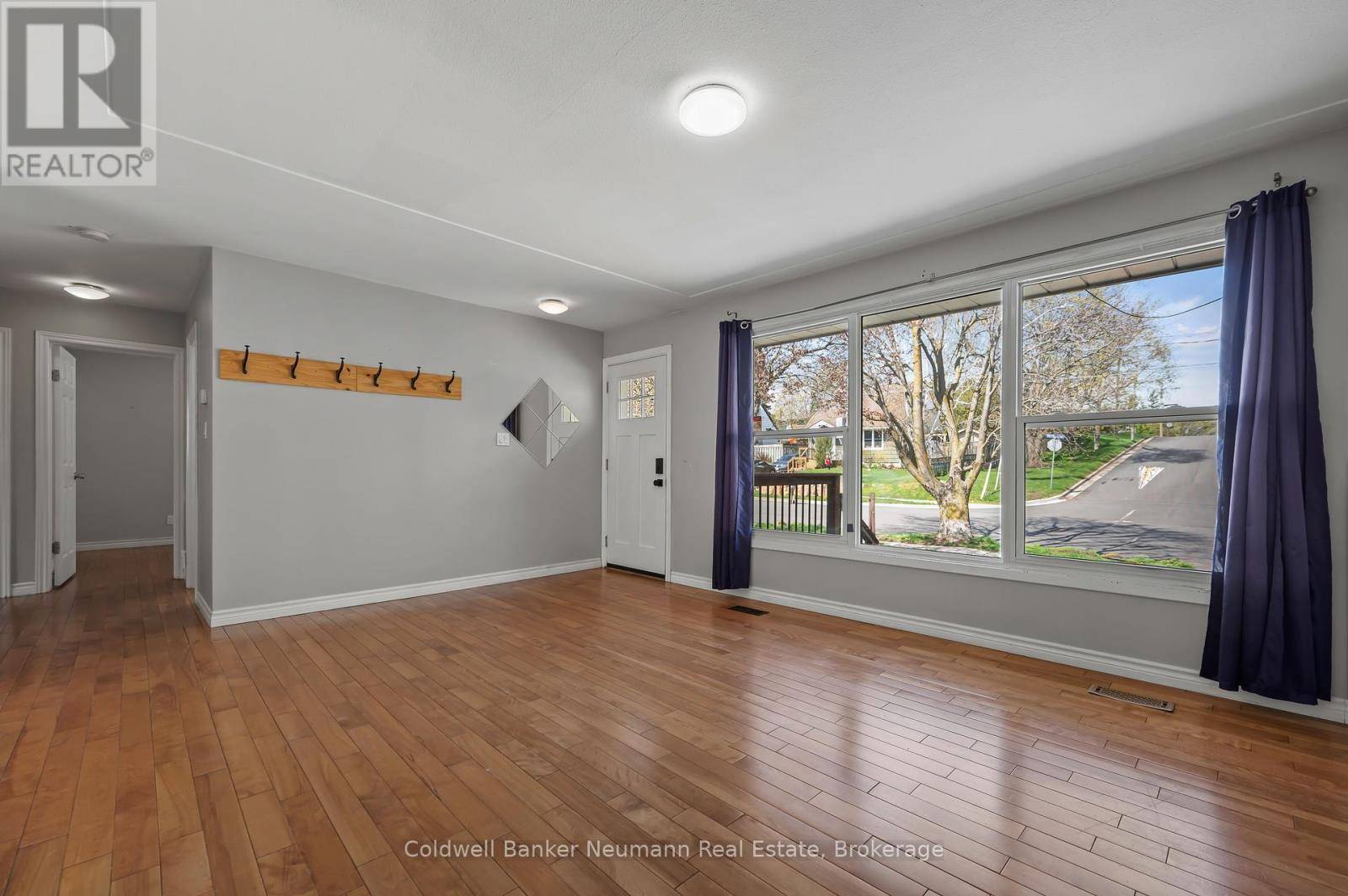 Guelph (junction/onward Willow), ON N1H6C5,56 RIDGEWOOD AVENUE