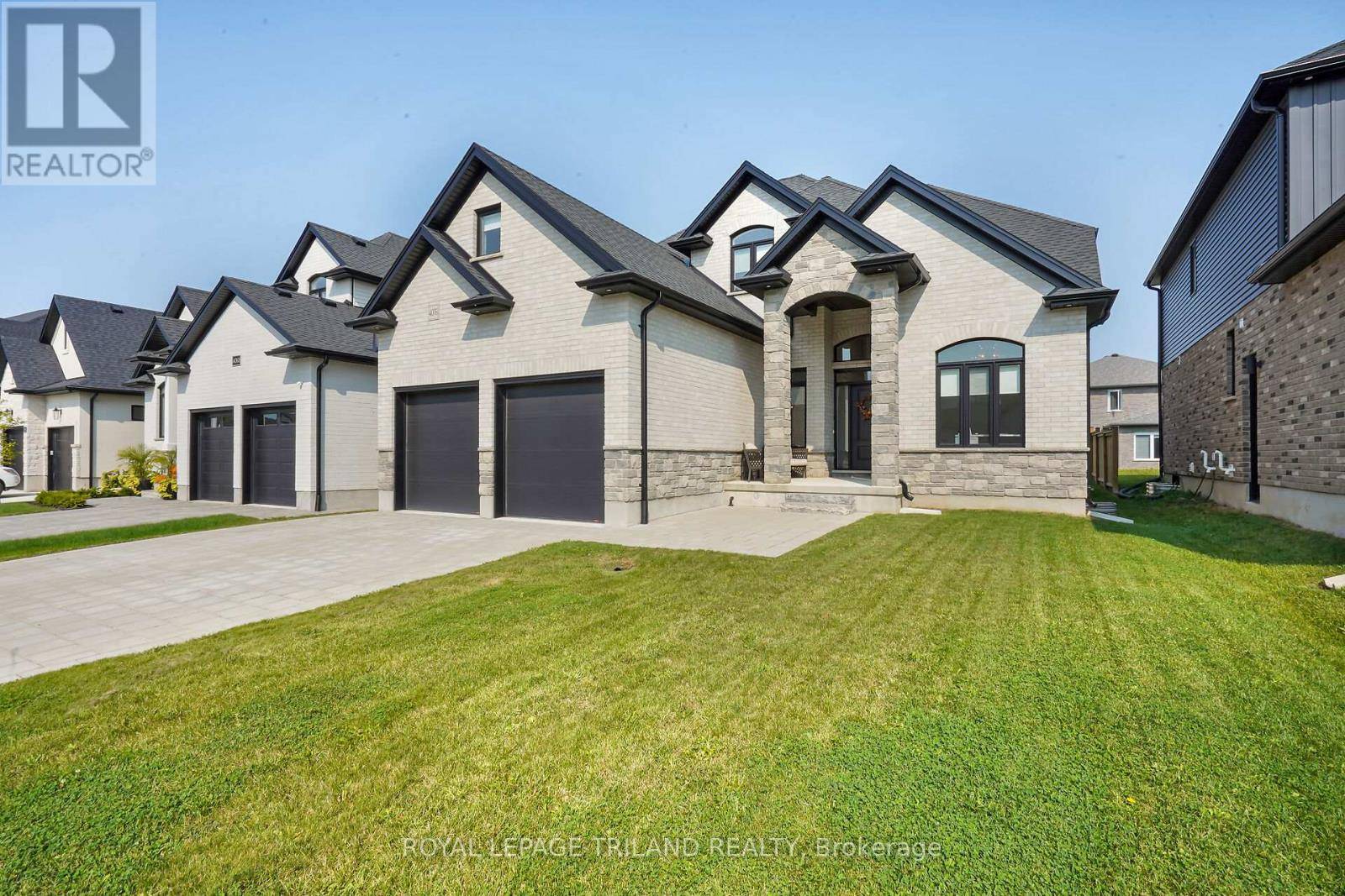 London South (south V), ON N6P1A4,4076 SUGARMAPLE CROSSING