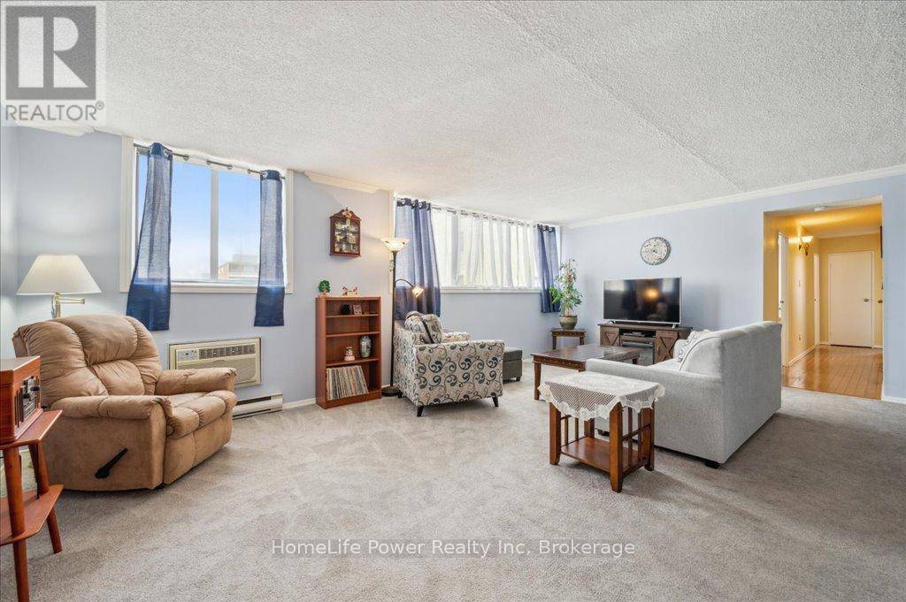 Guelph (willow West/sugarbush/west Acres), ON N1H7J7,93 Westwood RD #307