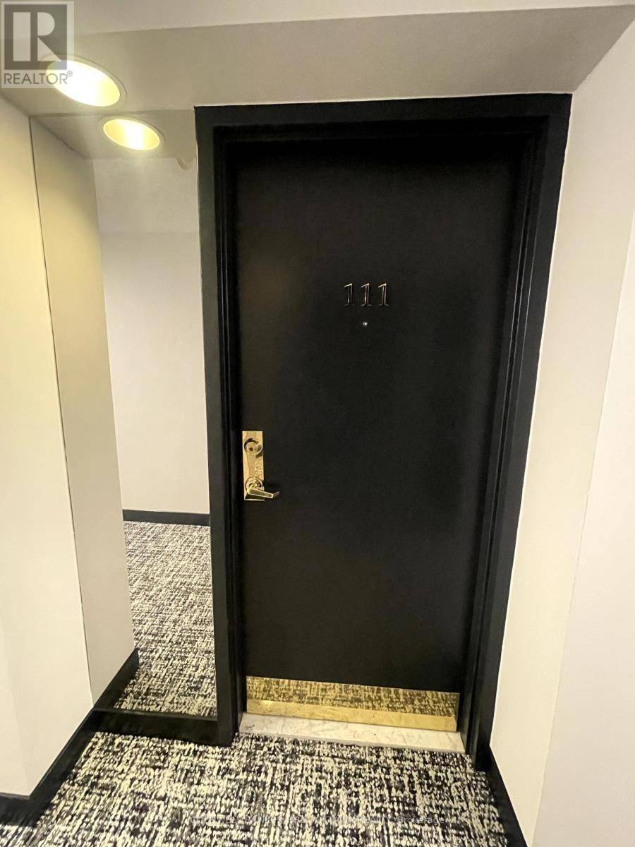 Ottawa, ON K1K4H6,225 Alvin RD #111