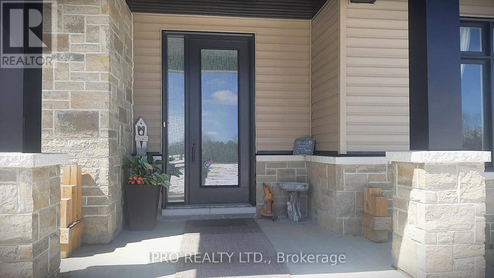 Merrickville-wolford, ON K0G1N0,13684 COUNTY ROAD 15