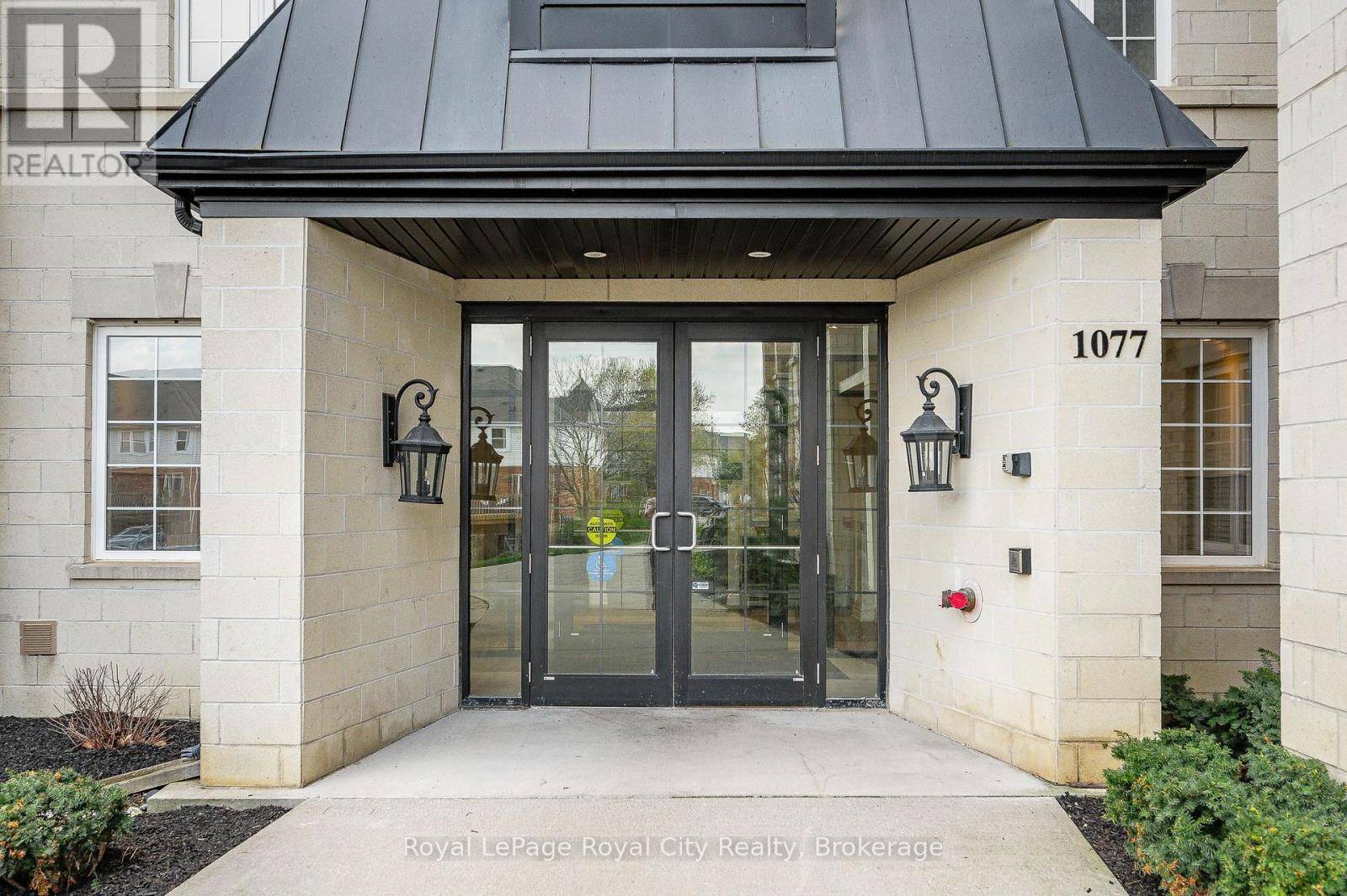 Guelph (kortright West), ON N1G0E3,1077 Gordon ST #219
