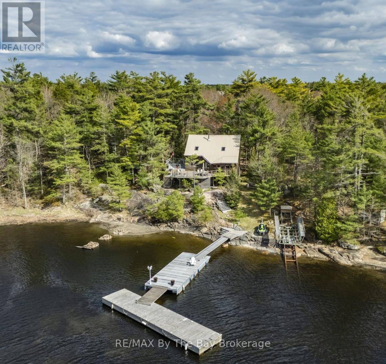Georgian Bay (baxter), ON P0E1E0,3888 IS 820/MERMAID IS