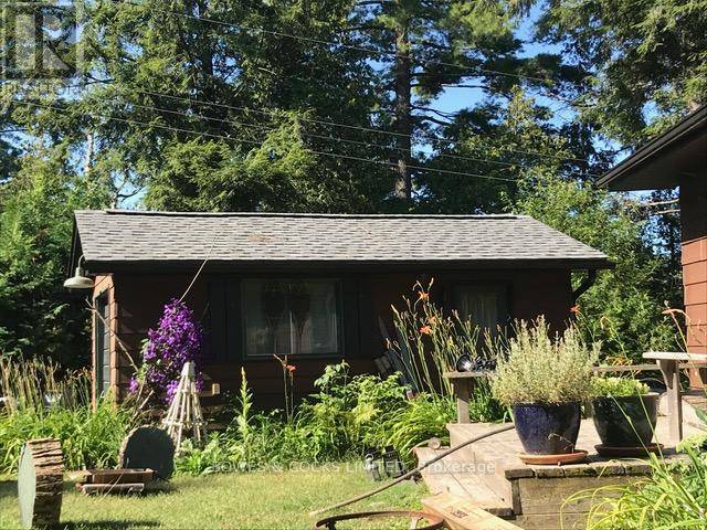 Wollaston, ON K0L1P0,187 CORRAL POST LANE