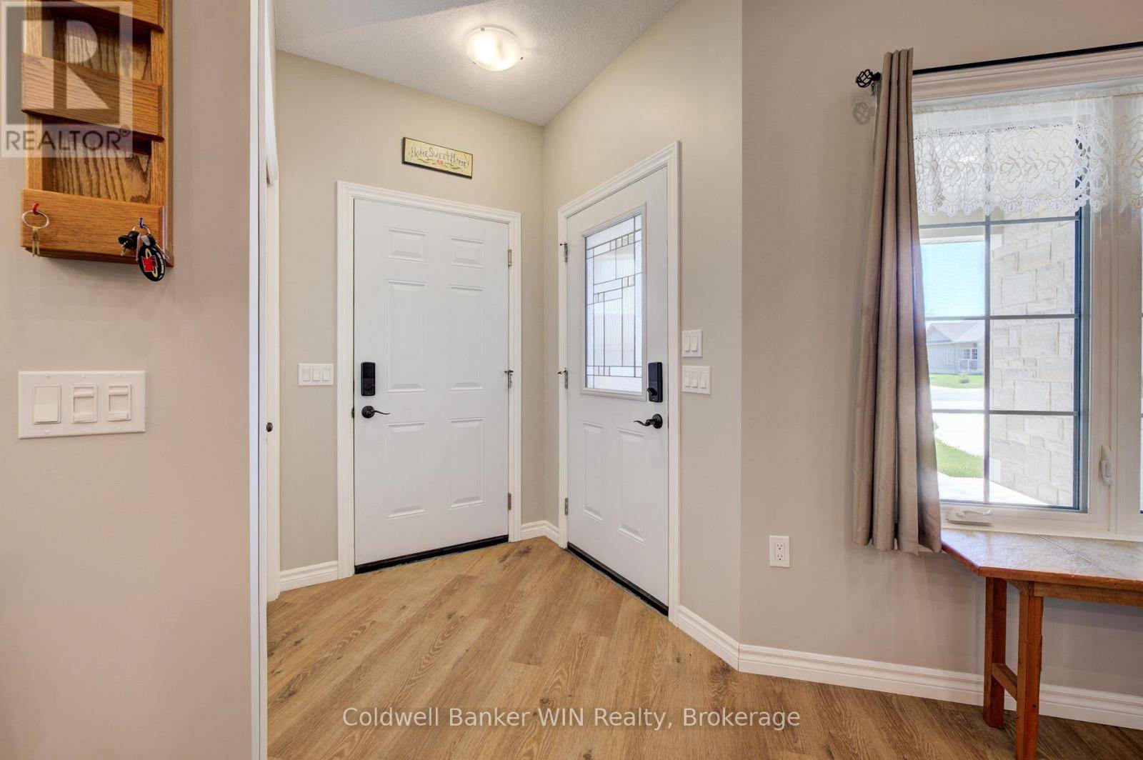 Wellington North (mount Forest), ON N0G2L2,103 BROOMERS CRESCENT