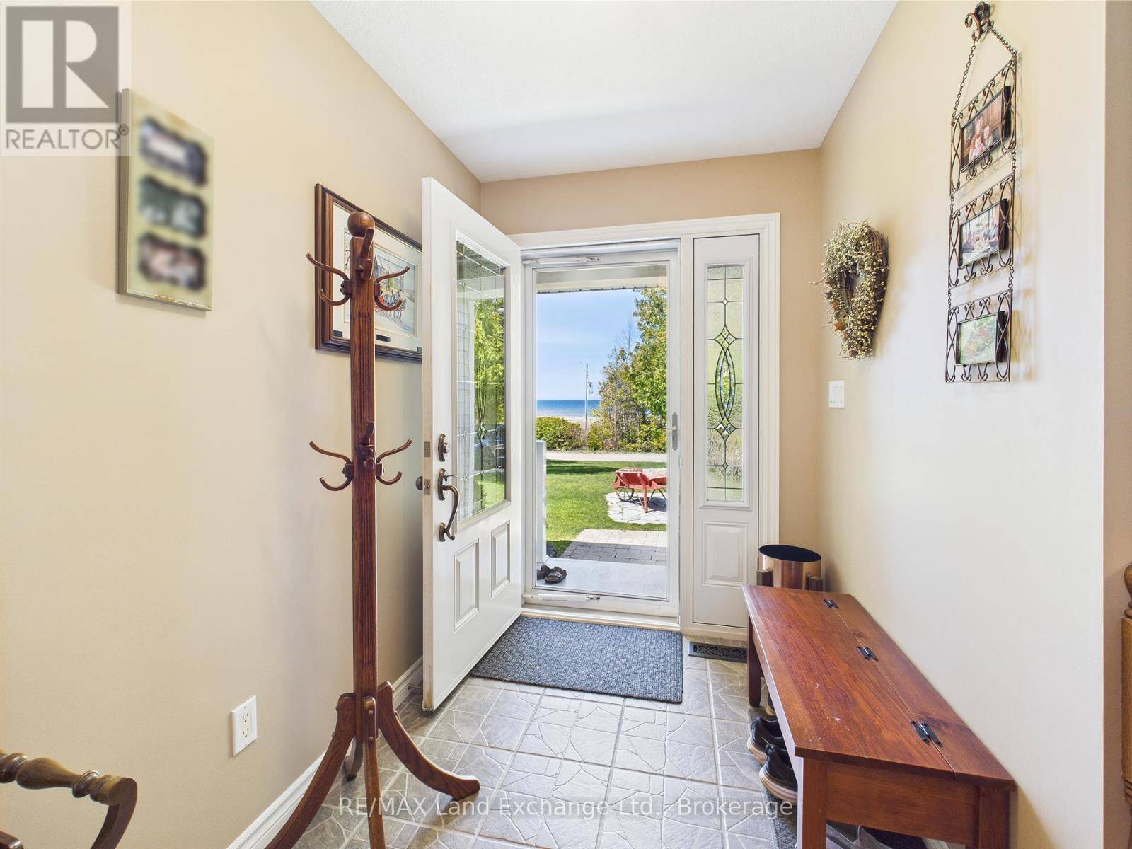 Kincardine, ON N0H2C0,480 SUNSET DRIVE