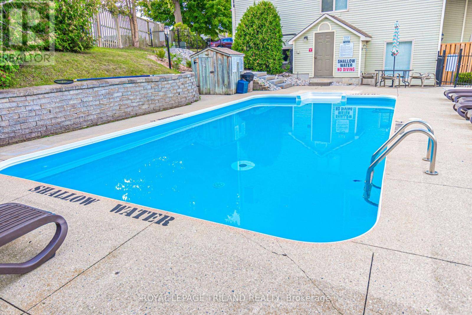 Lambton Shores (grand Bend), ON N0M1T0,40 ONTARIO ST South #16