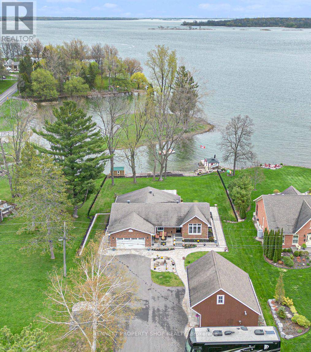 16084 LAKESIDE DRIVE, South Stormont, ON K0C1P0