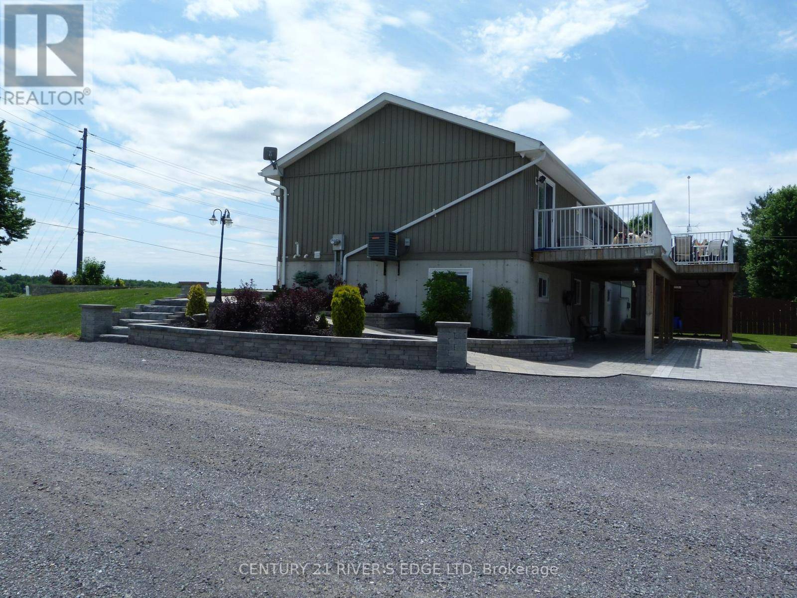 South Dundas, ON K0E1K0,10957 STAMPVILLE ROAD