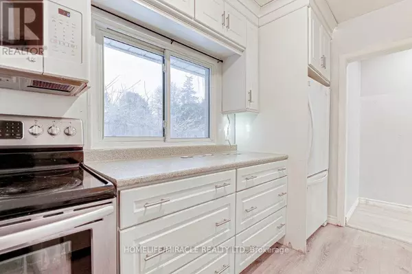 Woodstock (woodstock - South), ON N4S2B3,259 PHELAN STREET