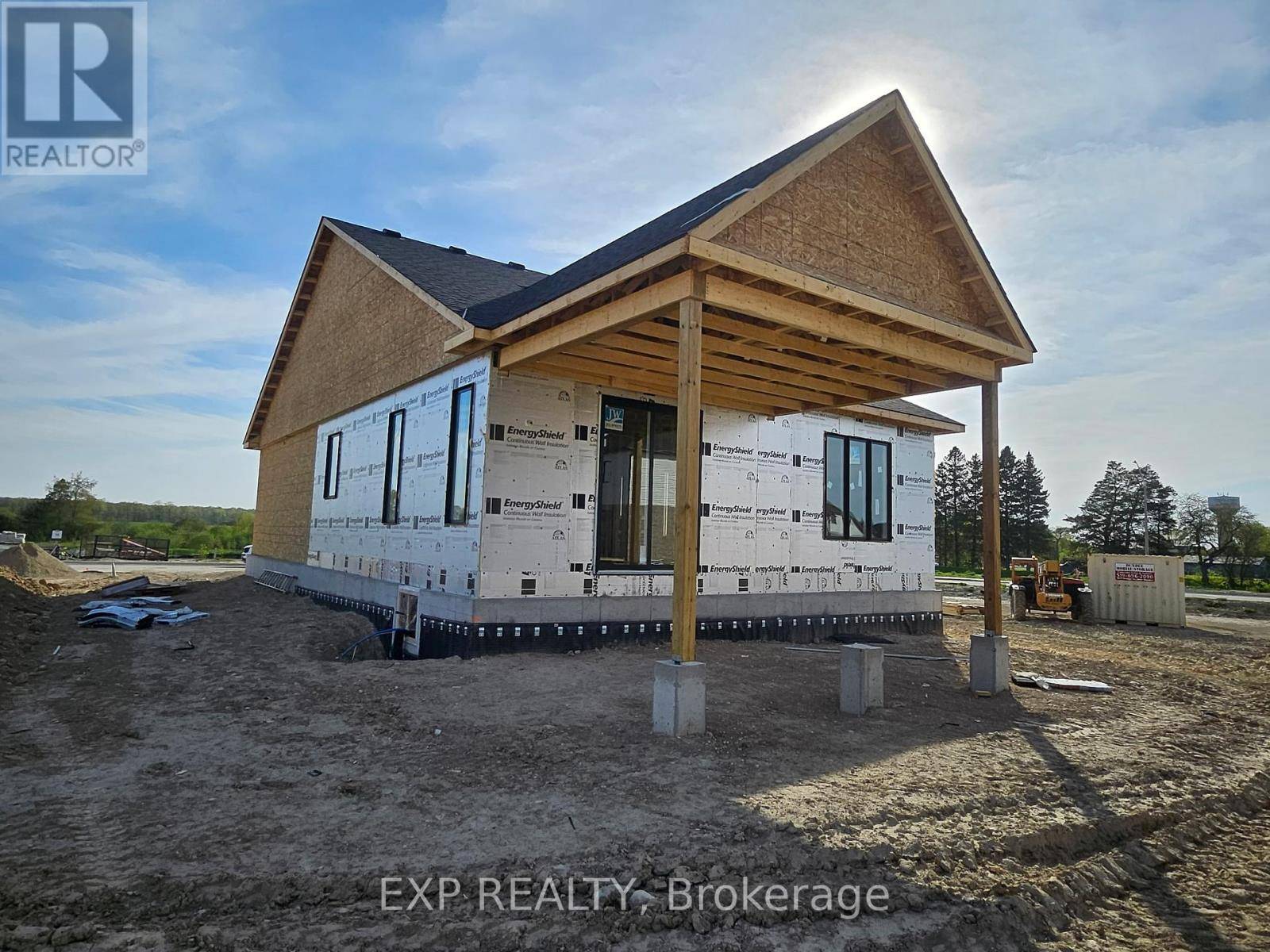 Minto, ON N0G1Z0,113 THACKERAY WAY