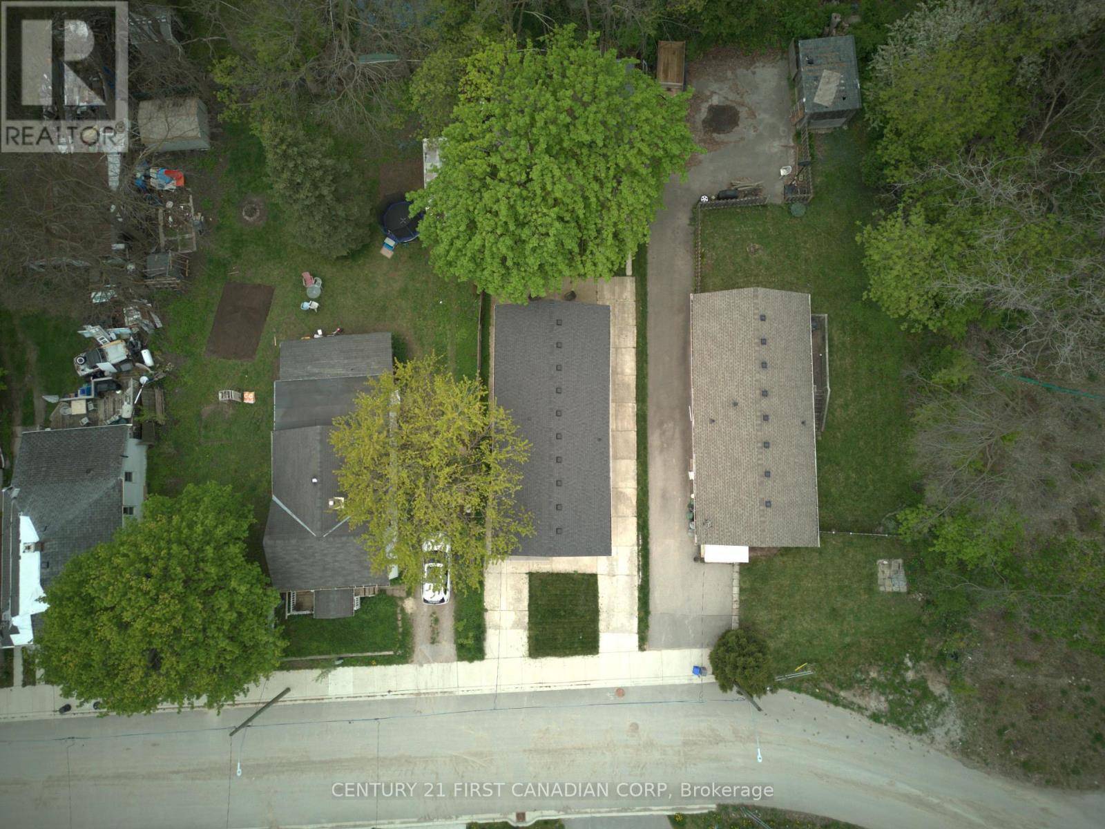 London South (south H), ON N6C1M9,18 WATSON STREET