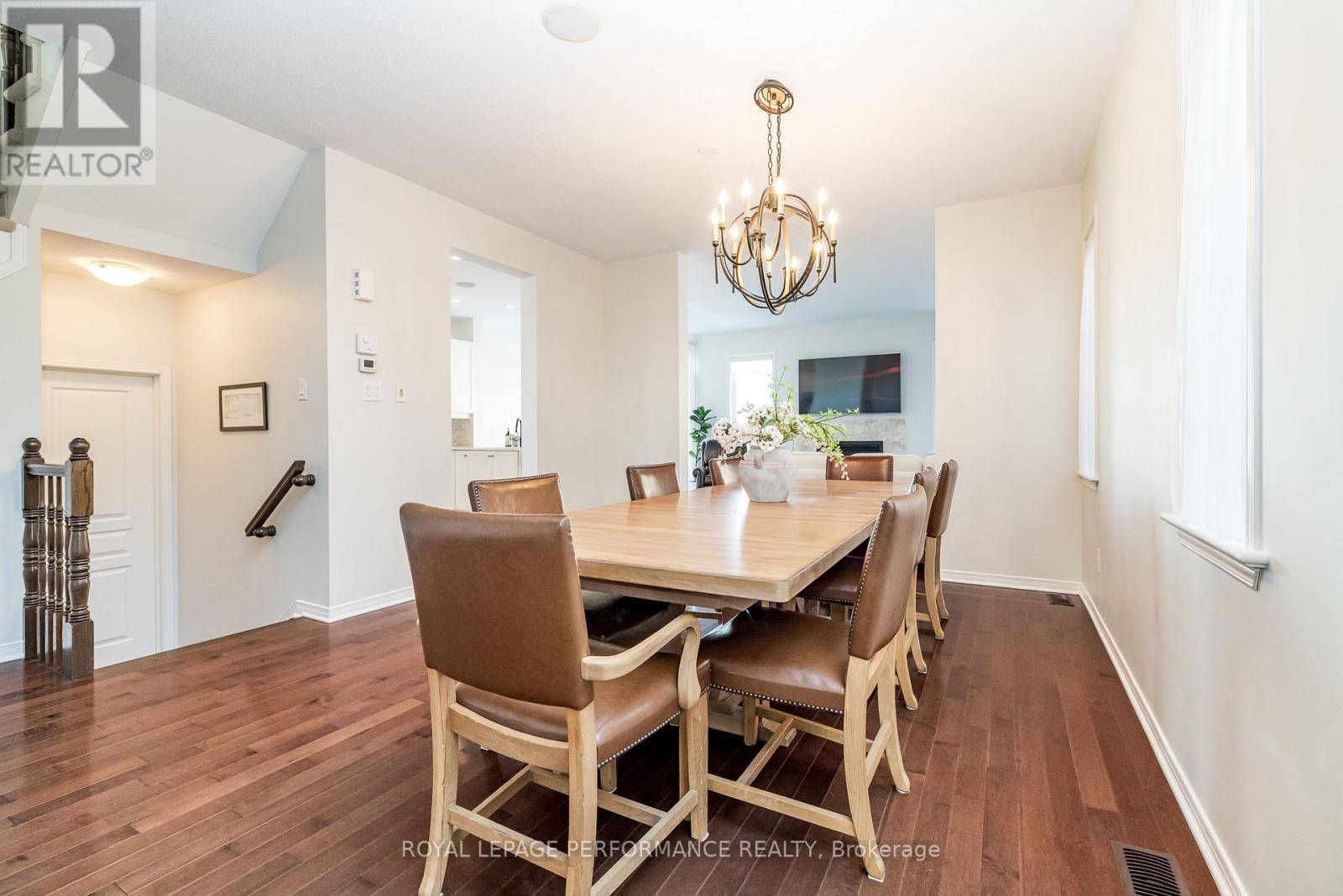 Ottawa, ON K2J0P3,288 HARTHILL WAY
