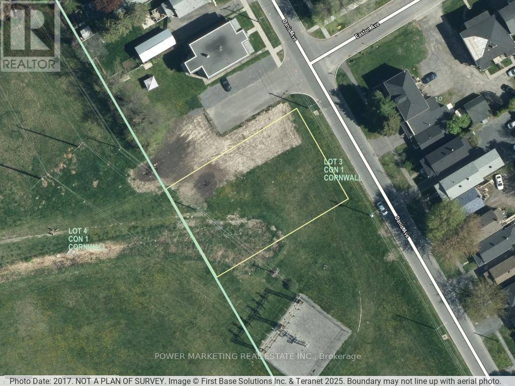 Cornwall, ON K6H5E3,19 DANIS AVENUE