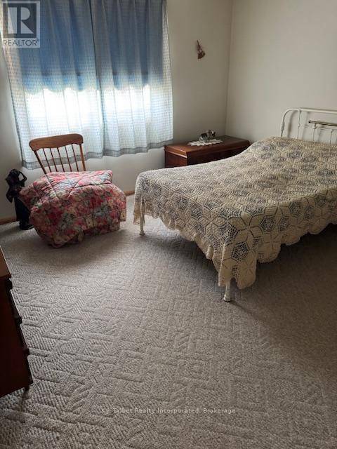 Bluewater (bayfield), ON N0M1G0,24 MAIN ST. S. STREET S