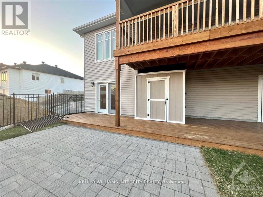 Ottawa, ON K0A1L0,744 MEADOWRIDGE CIRCLE