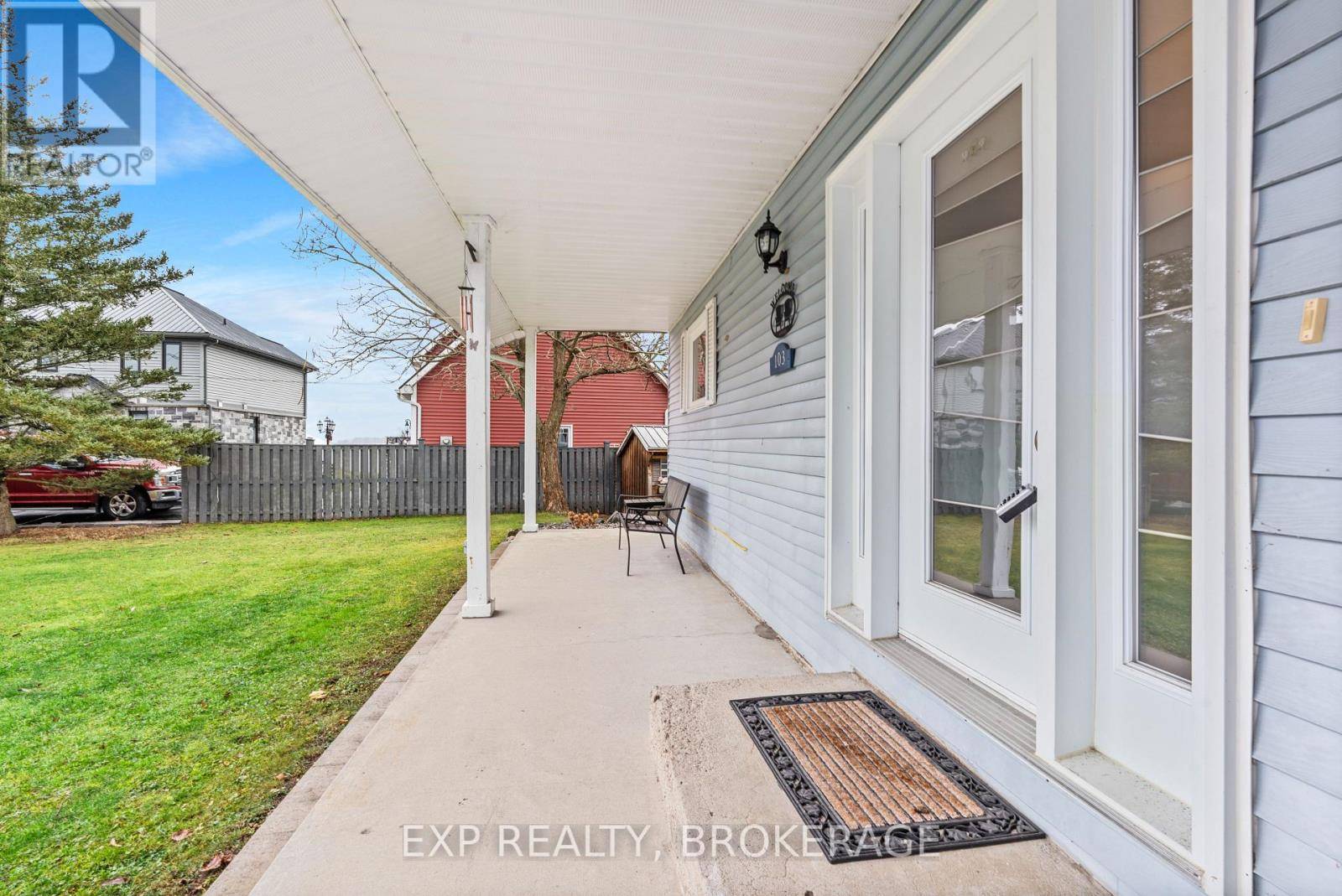 Front Of Leeds & Seeleys Bay, ON K7G2V5,103 WILLOWBANK ROAD E