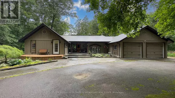 255 ONTARIO STREET S, Lambton Shores (grand Bend), ON N0M2T0