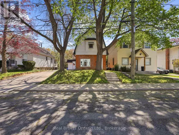 Hamilton (ainslie Wood), ON L8S2Z3,69 HILLVIEW STREET