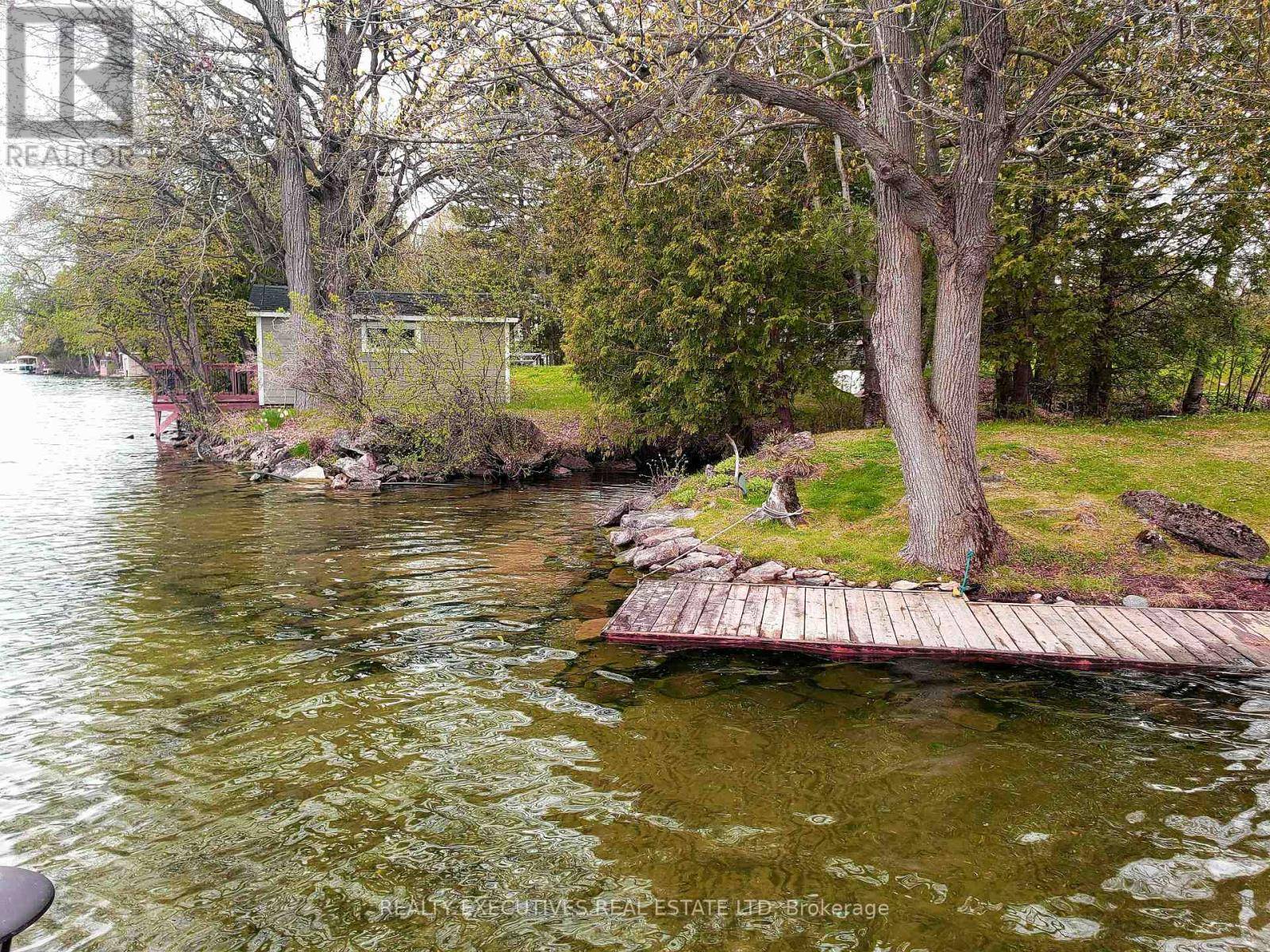 Rideau Lakes, ON K0G1L0,7 B1 ROAD