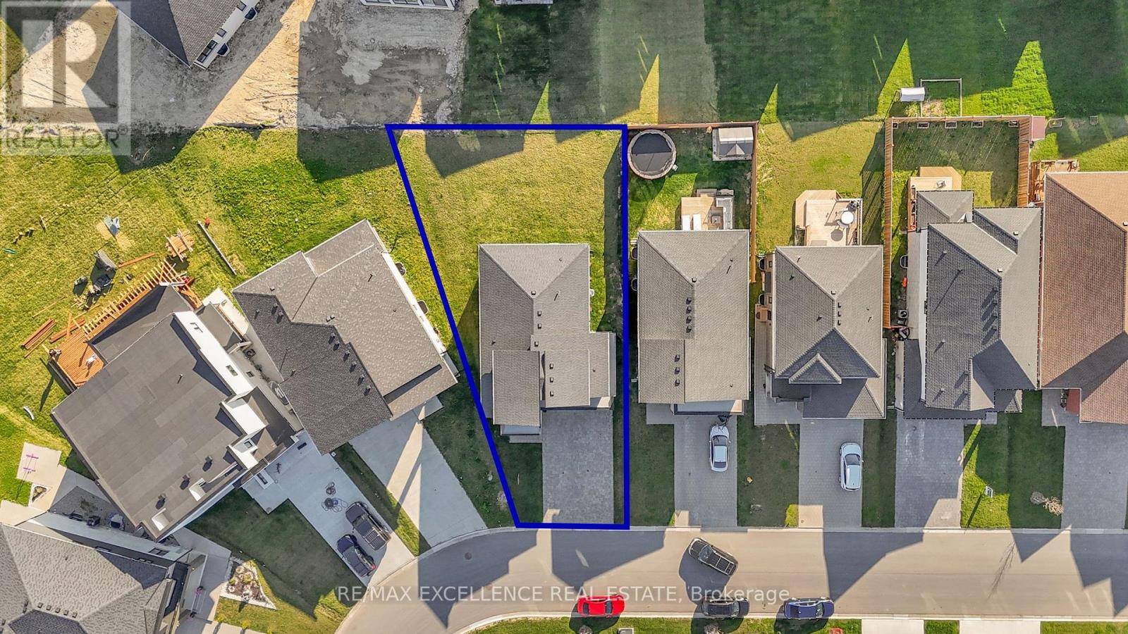 London North (north S), ON N6G0Z6,1464 MEDWAY PARK DRIVE