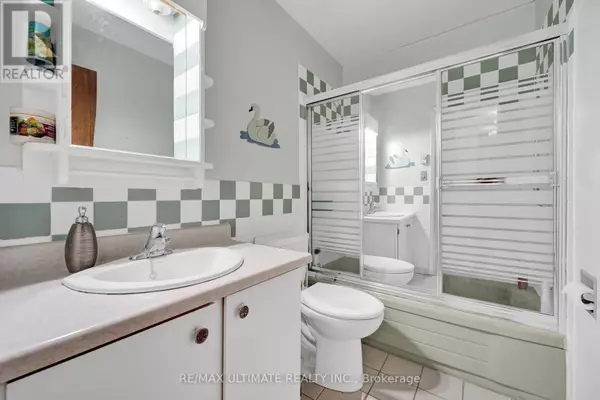 Belleville (belleville Ward), ON K8P4T9,207 North Park ST #D
