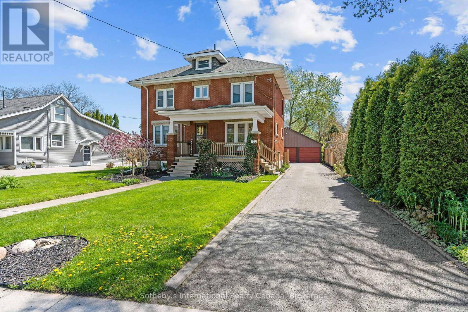 122 LAKE AVENUE DRIVE, Hamilton (stoney Creek), ON L8G3N4