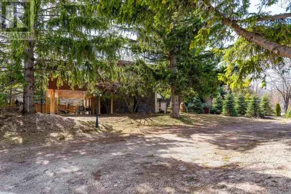 Blue Mountains, ON L9Y0S6,114 LAKESHORE ROAD W