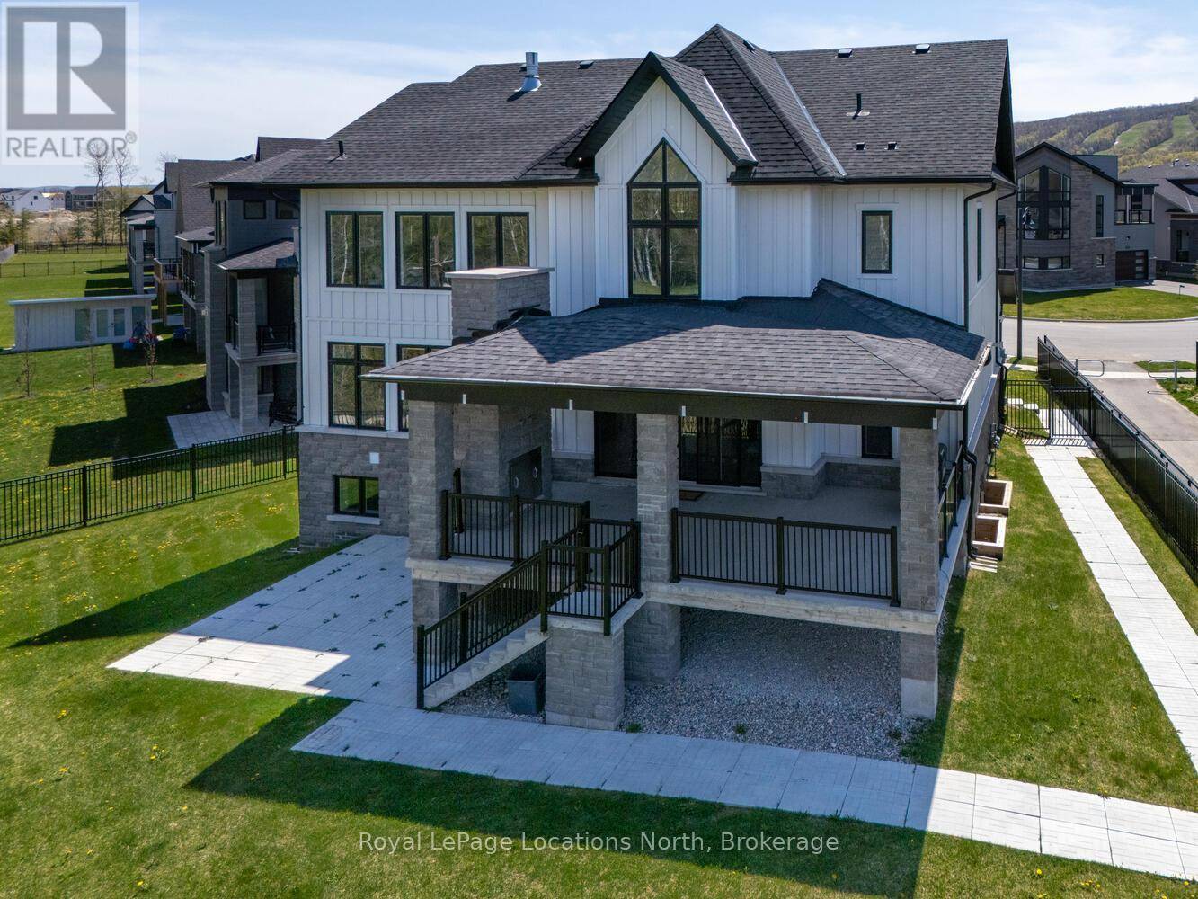 Blue Mountains, ON L9Y5L3,166 SPRINGSIDE CRESCENT
