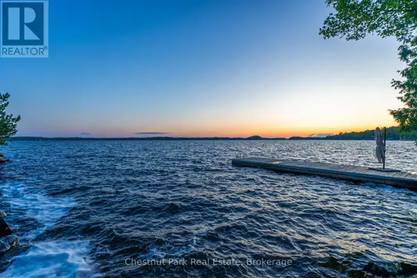 Muskoka Lakes (monck (muskoka Lakes)), ON P1L1W8,10 WYLDEWOOD ROAD