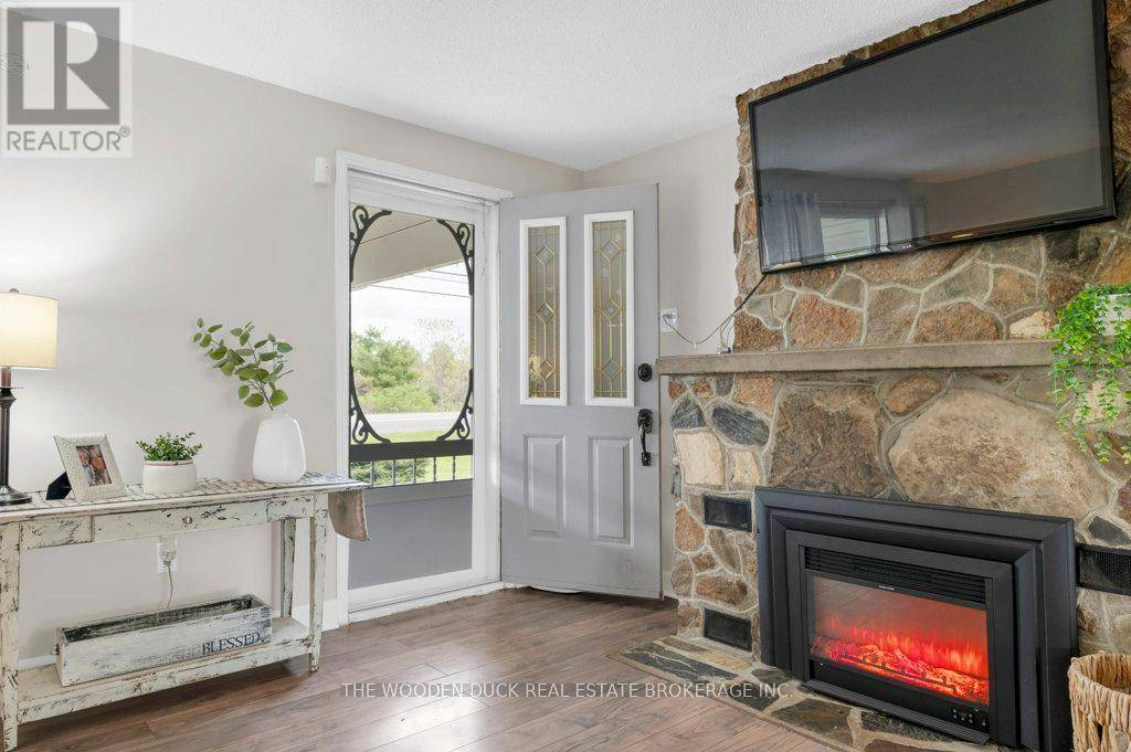 Madoc, ON K0K2K0,16563 HWY 62 ROAD