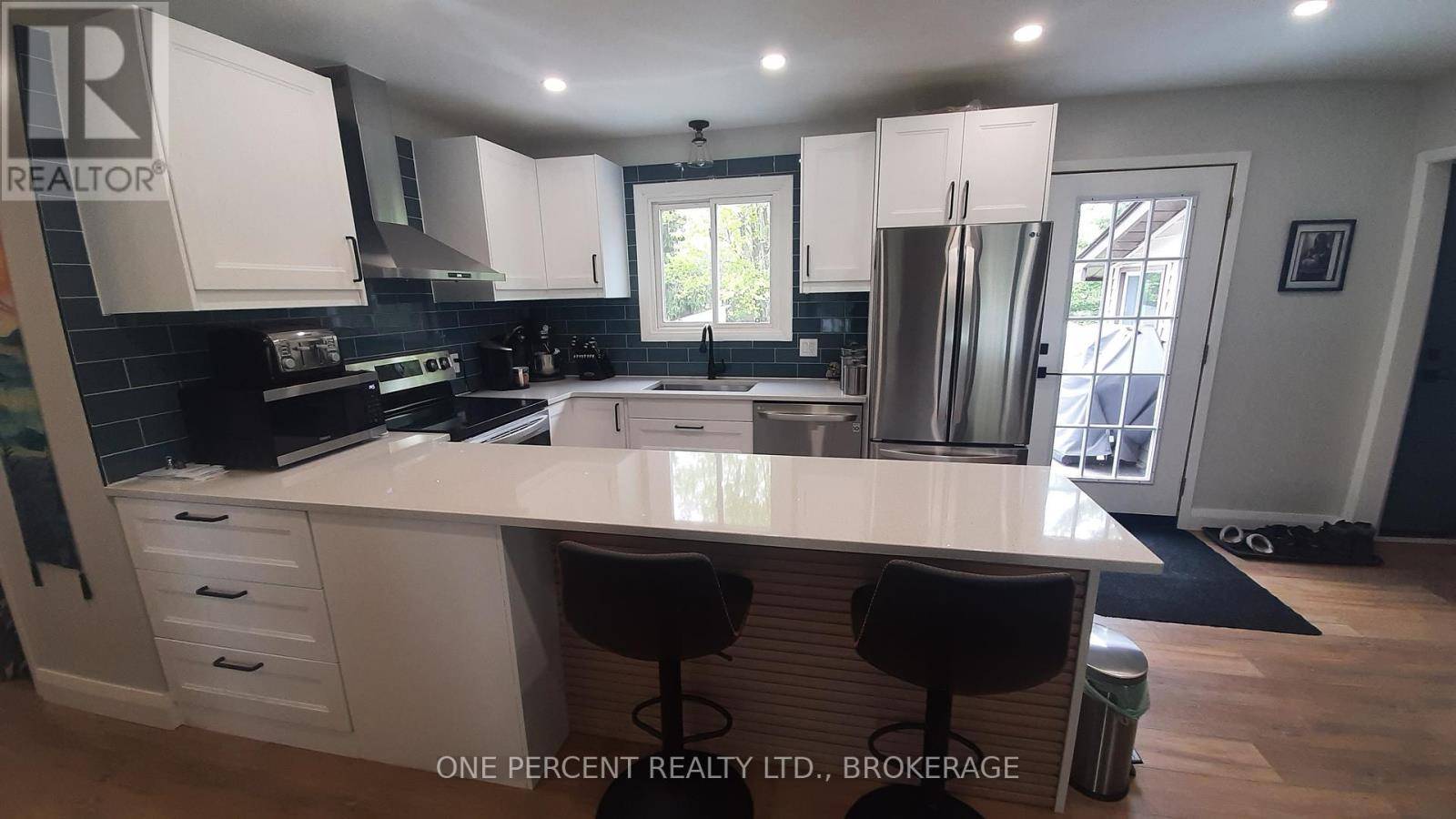 Greater Napanee (greater Napanee), ON K7R3K6,7337 COUNTY RD 2