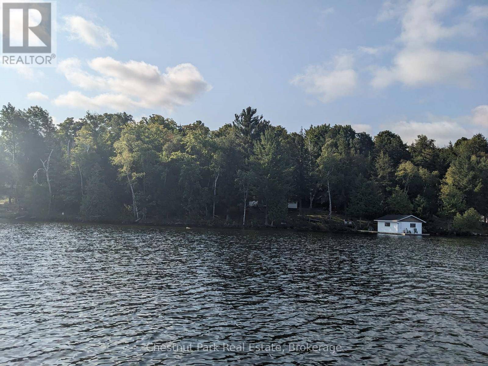 Muskoka Lakes (medora), ON P0B1J0,76 TOBIN ISLAND